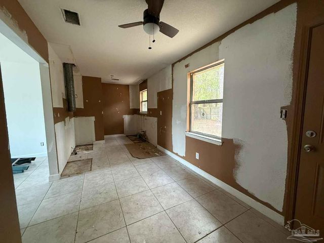 10758 Jolyne Dr, Pensacola, FL 32506