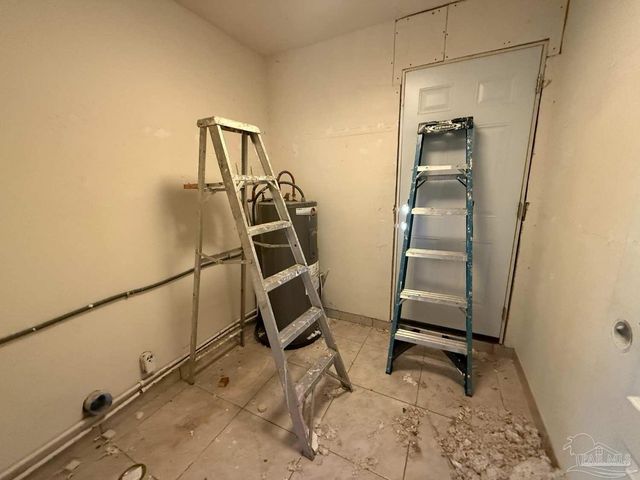 10758 Jolyne Dr, Pensacola, FL 32506