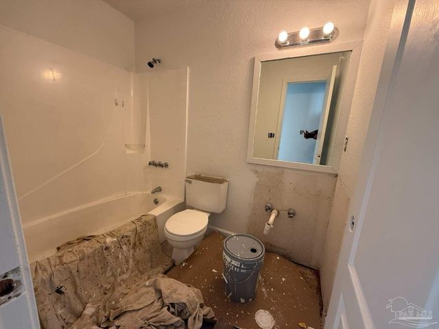 10758 Jolyne Dr, Pensacola, FL 32506