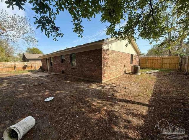 10758 Jolyne Dr, Pensacola, FL 32506