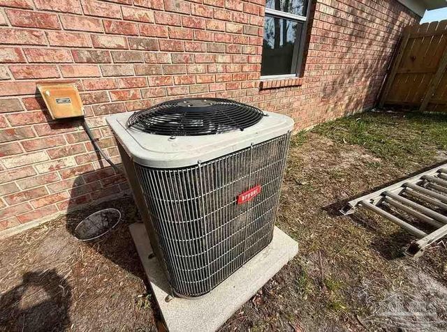 10758 Jolyne Dr, Pensacola, FL 32506