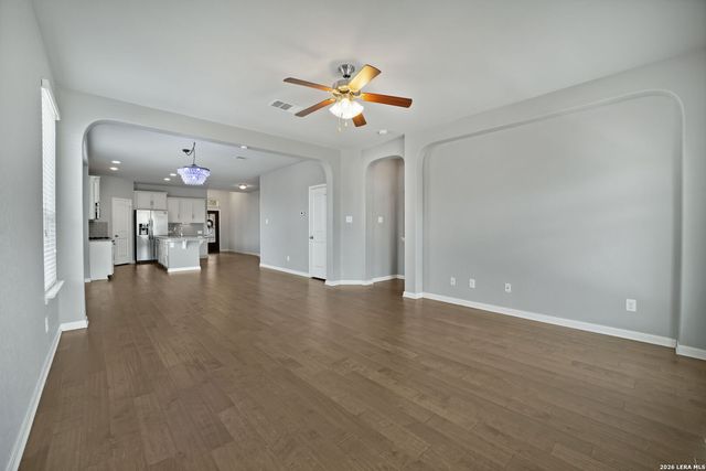 325 Oak Creek Way, New Braunfels, TX 78130