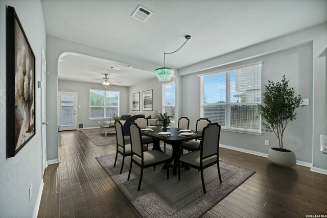 325 Oak Creek Way, New Braunfels, TX 78130