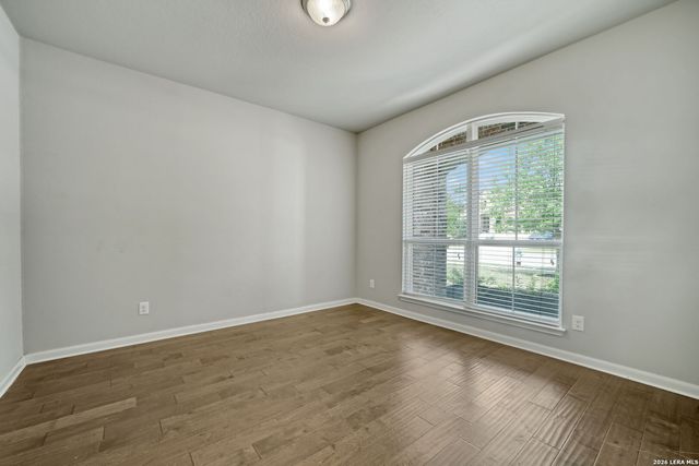 325 Oak Creek Way, New Braunfels, TX 78130