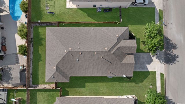 325 Oak Creek Way, New Braunfels, TX 78130