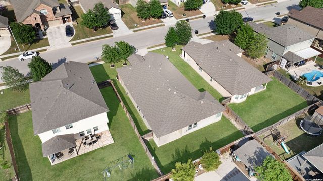 325 Oak Creek Way, New Braunfels, TX 78130