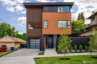 311 NE 59th Street, Seattle, WA 98105