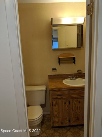 108 Barton Avenue B, Rockledge, FL 32955