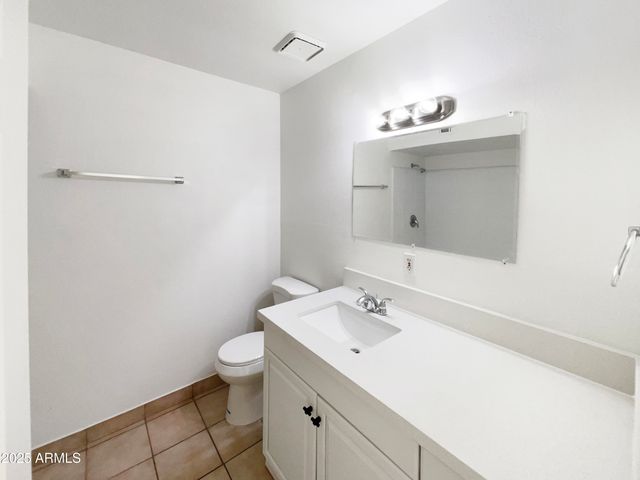 4244 E SAINT CATHERINE Avenue, Phoenix, AZ 85042