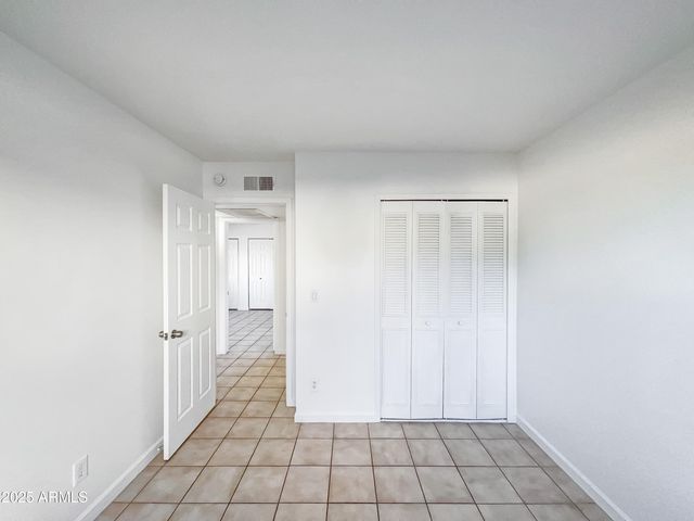 4244 E SAINT CATHERINE Avenue, Phoenix, AZ 85042