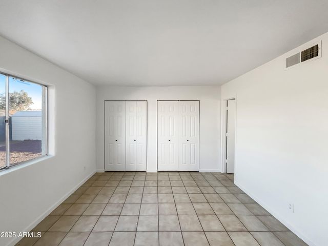 4244 E SAINT CATHERINE Avenue, Phoenix, AZ 85042