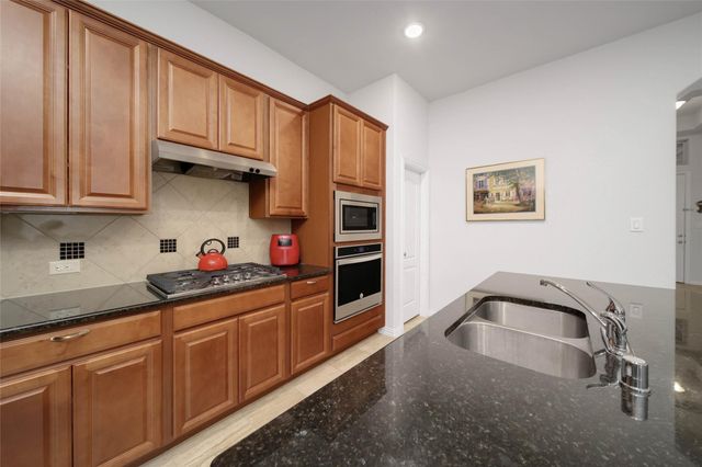 169 Bluebell Woods Way, Conroe, TX 77318