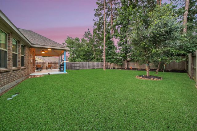 169 Bluebell Woods Way, Conroe, TX 77318