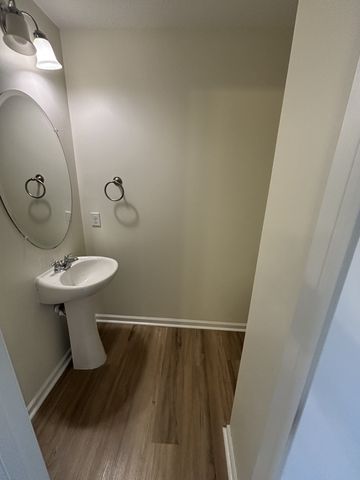 1804 Riverbirch Ln, Hermitage, TN 37076