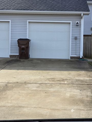 1804 Riverbirch Ln, Hermitage, TN 37076