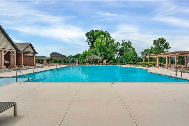 1804 Riverbirch Ln, Hermitage, TN 37076