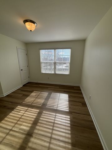 1804 Riverbirch Ln, Hermitage, TN 37076