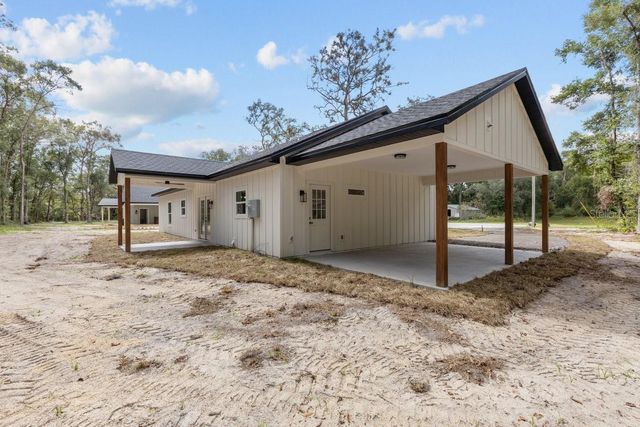 17391 NW 81 TERRACE, Fanning Springs, FL 32693