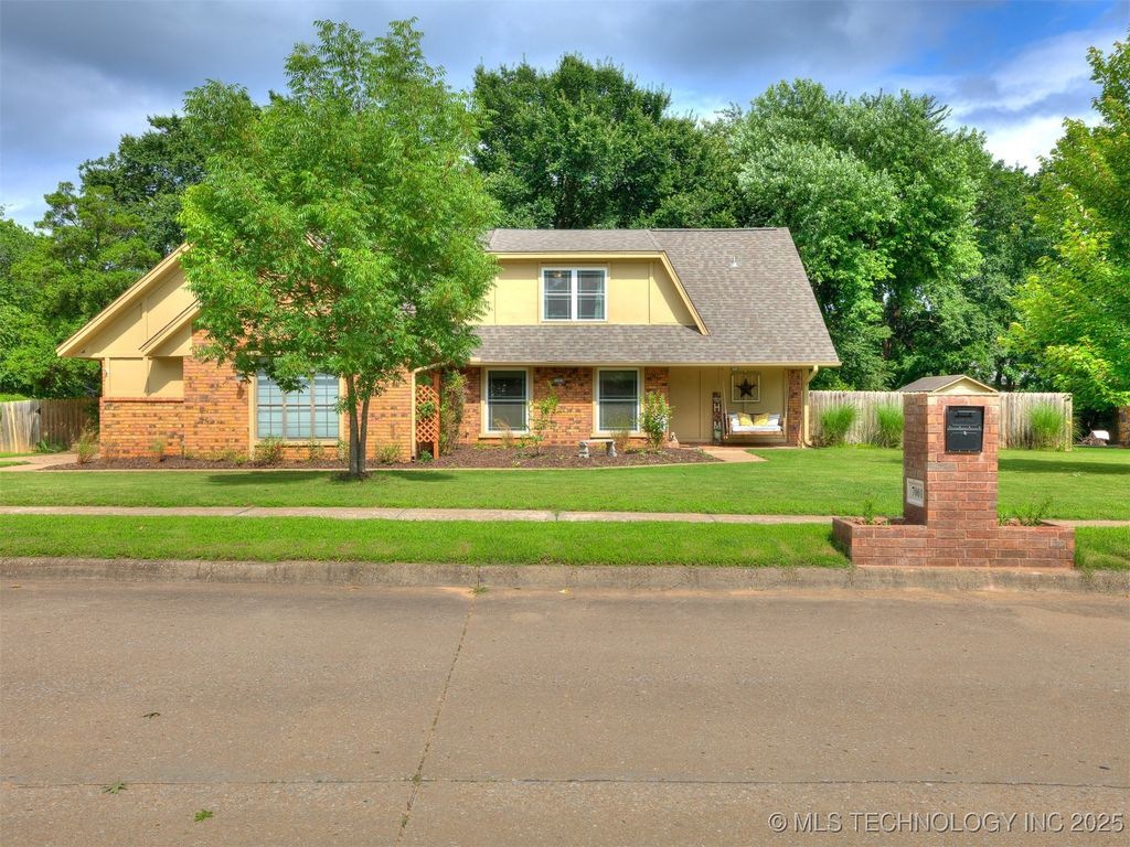 7001 S Redbud Avenue, Broken Arrow, OK 74011