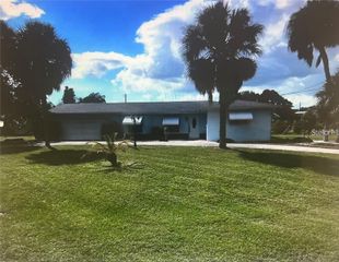 644 BLUE LANE NW, Port Charlotte, FL 33952