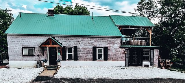 16 Forrest St, North Adams, MA 01247