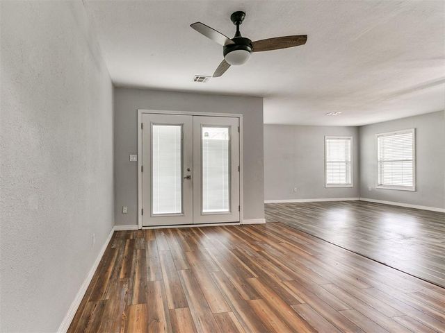 30305 Hardesty Road, Mcloud, OK 74851