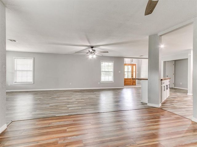 30305 Hardesty Road, Mcloud, OK 74851