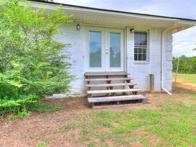 30305 Hardesty Road, Mcloud, OK 74851