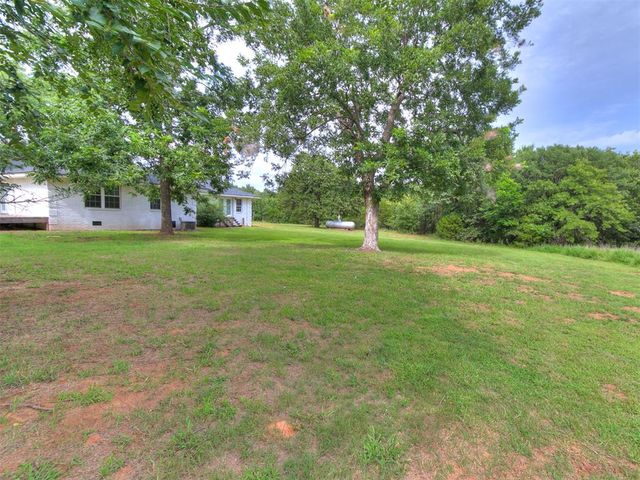 30305 Hardesty Road, Mcloud, OK 74851