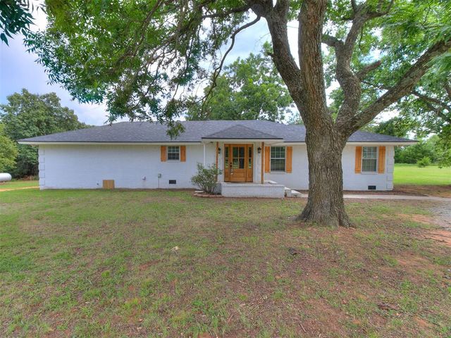 30305 Hardesty Road, Mcloud, OK 74851