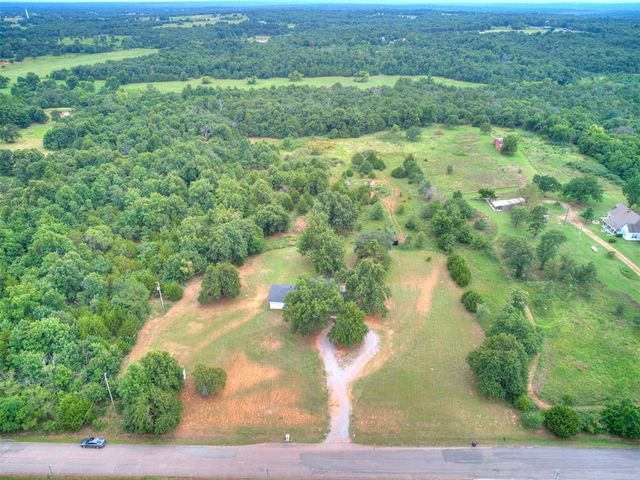 30305 Hardesty Road, Mcloud, OK 74851