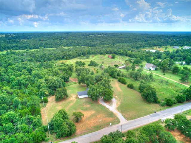 30305 Hardesty Road, Mcloud, OK 74851