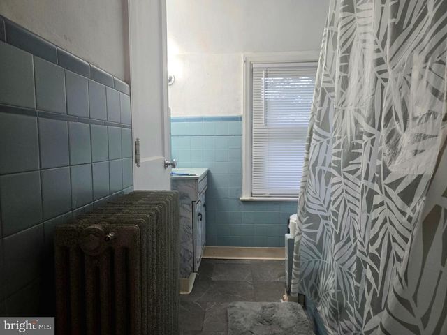 1953 EATON AVE, Bethlehem, PA 18018