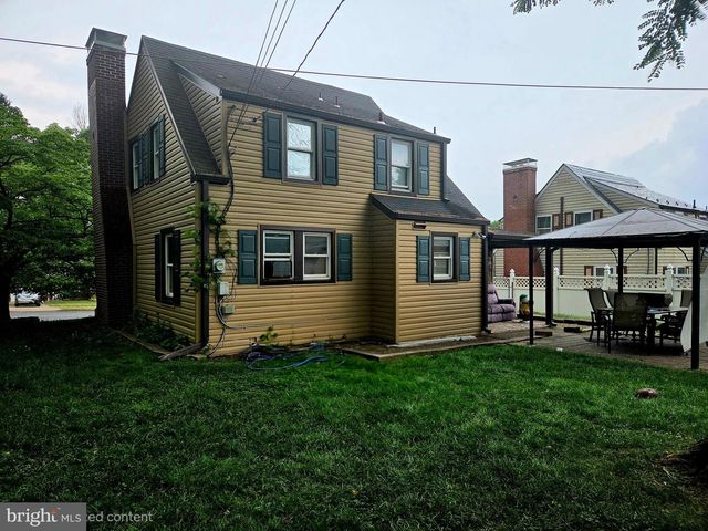 1953 EATON AVE, Bethlehem, PA 18018