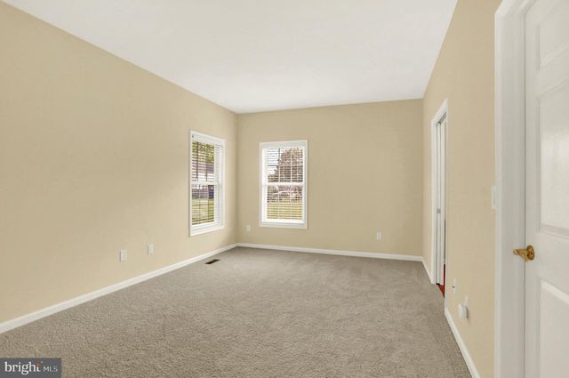 22 COVENTRY DR, Carlisle, PA 17015