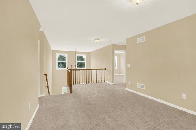 22 COVENTRY DR, Carlisle, PA 17015