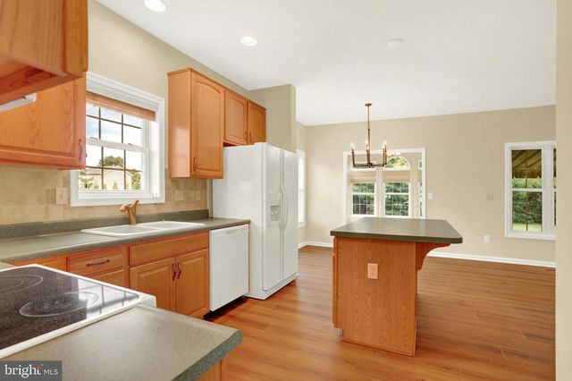22 COVENTRY DR, Carlisle, PA 17015