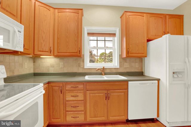 22 COVENTRY DR, Carlisle, PA 17015