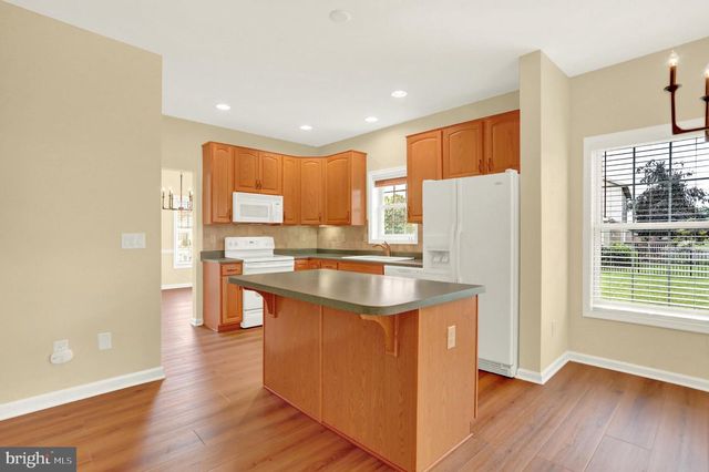 22 COVENTRY DR, Carlisle, PA 17015