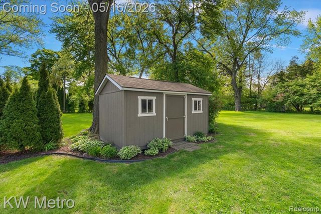 215 Lexington Boulevard, Royal Oak, MI 48073