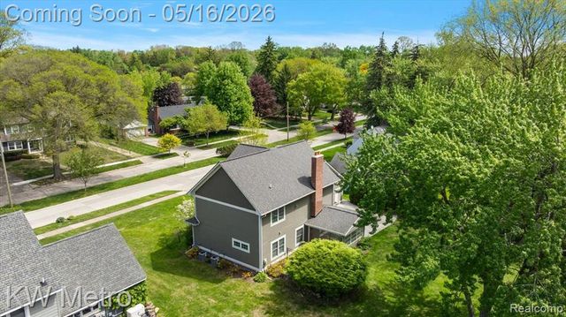 215 Lexington Boulevard, Royal Oak, MI 48073