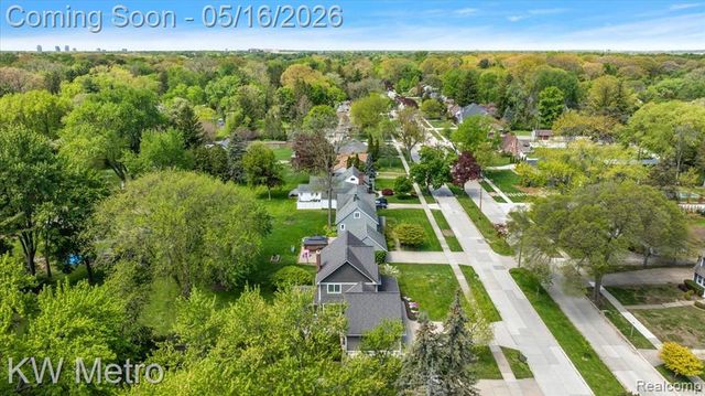 215 Lexington Boulevard, Royal Oak, MI 48073