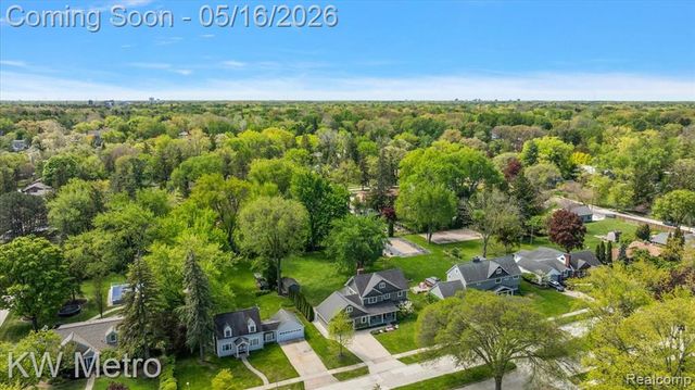 215 Lexington Boulevard, Royal Oak, MI 48073