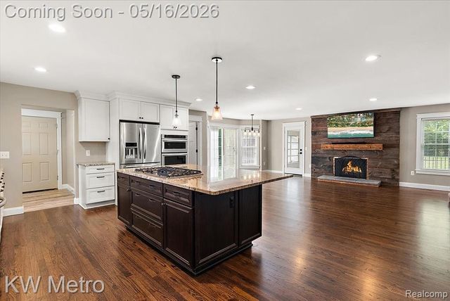 215 Lexington Boulevard, Royal Oak, MI 48073