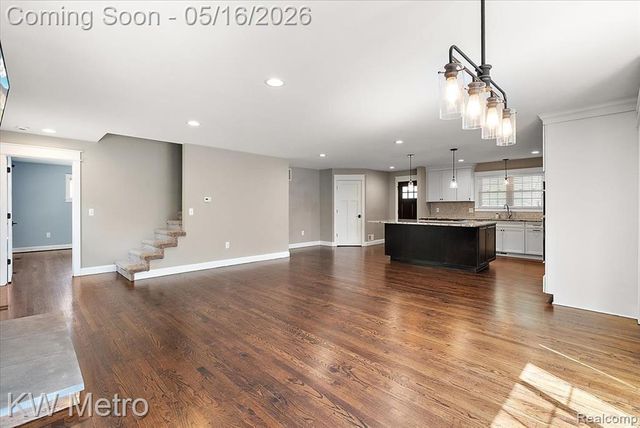215 Lexington Boulevard, Royal Oak, MI 48073
