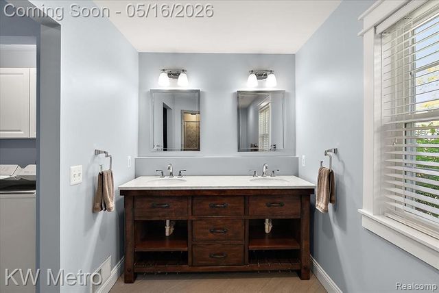 215 Lexington Boulevard, Royal Oak, MI 48073