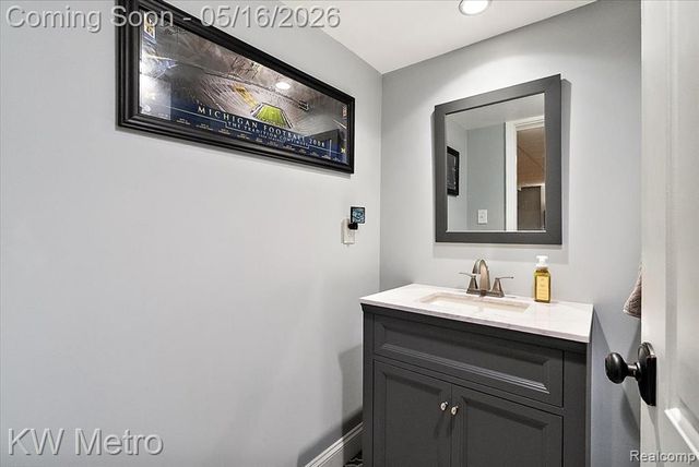 215 Lexington Boulevard, Royal Oak, MI 48073