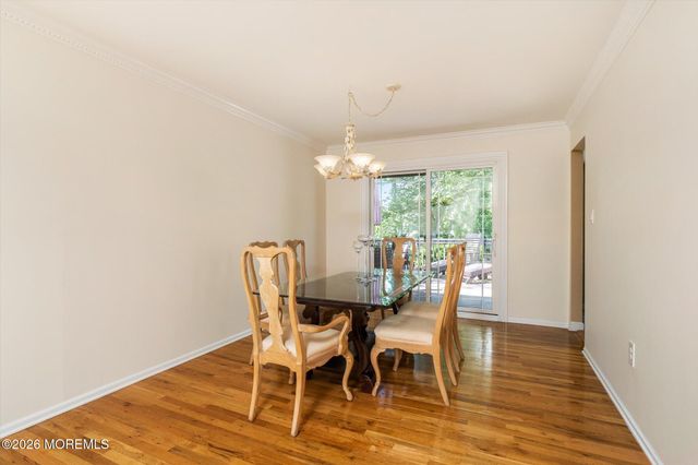 88 Stratford Drive, Manalapan, NJ 07726