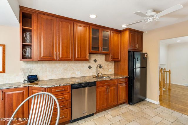 88 Stratford Drive, Manalapan, NJ 07726