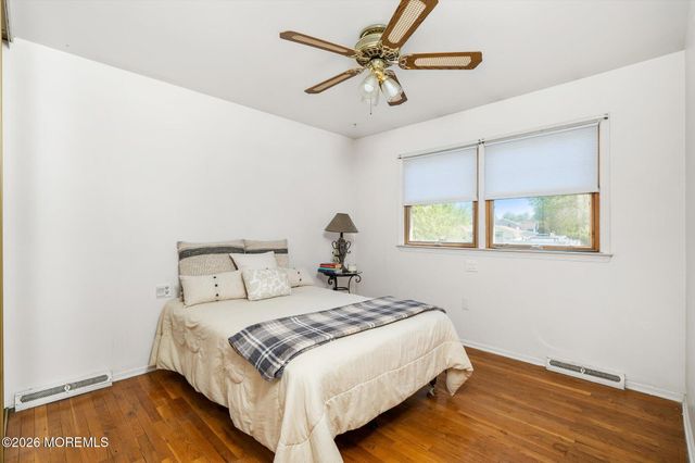 88 Stratford Drive, Manalapan, NJ 07726